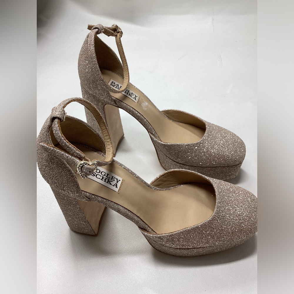 Badgley Mischka Jayda Ankle‎ Strap Platform Pumps - Picture 6 of 15